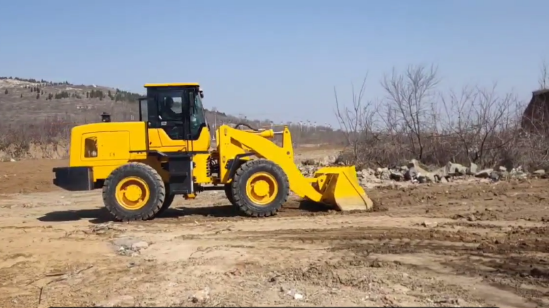 Robust Endurance, Precision-Engineered for Durability—For Construction Projects, Choose Sanbo Loaders.